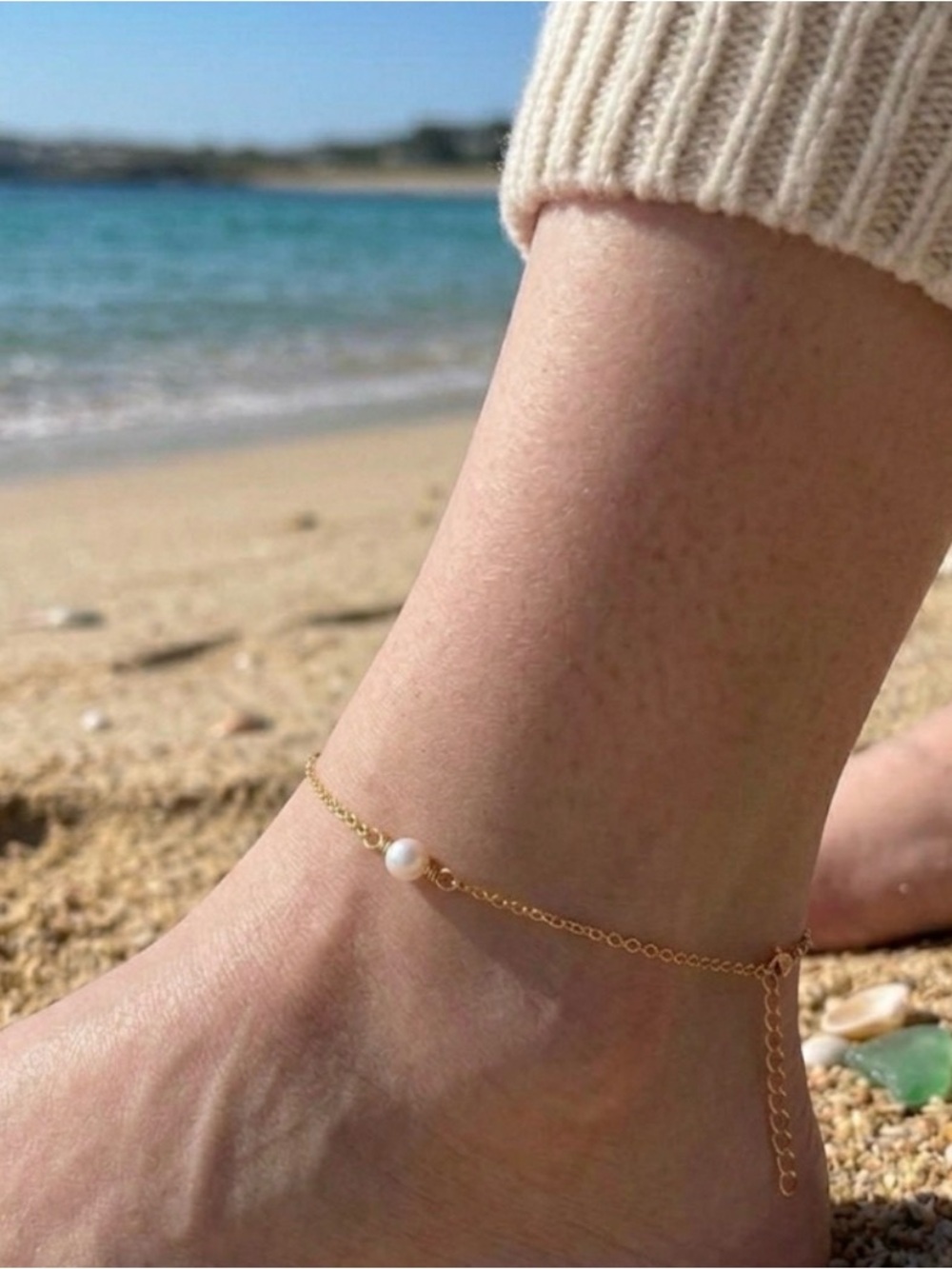 Delicate Gold Pearl Anklet